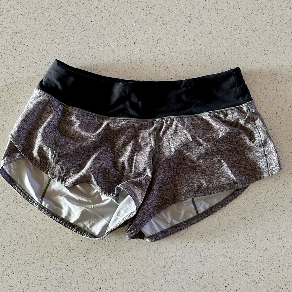 Lululemon Women's Gray and Black Shorts Speed Up Lined Shorts 2.5” - Picture 2 of 5